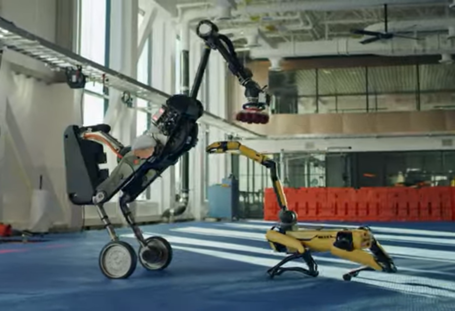 Роботы Бостон Динамикс - новогодний танец роботов под легендарный хит - видео - фото 1
