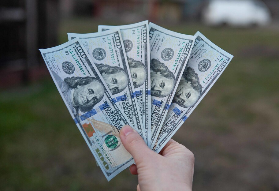 Курс валют от НБУ на 06.01.2020 - доллар и евро подешевели - фото 1
