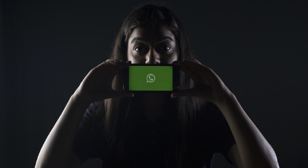Тепер WhatsApp ділитиметься персональними даними своїх користувачів з Facebook 