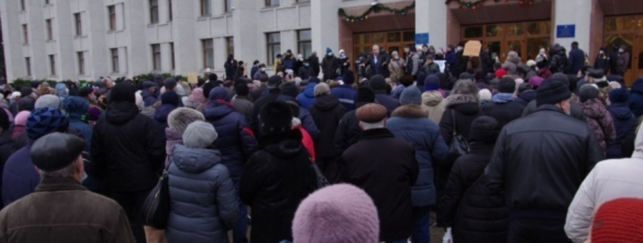 Підвищення тарифів: прем'єр звернувся в СБУ з проханням розібратися з протестами