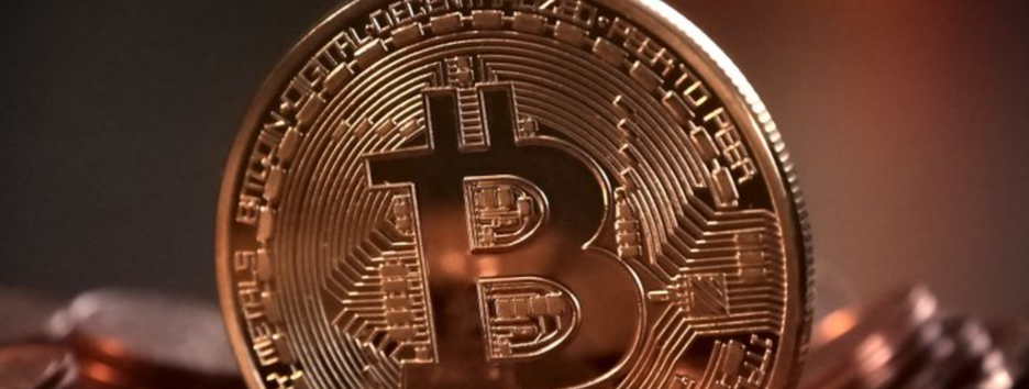 Зірвався в піку після чергового рекорду: ціна Bitcoin різко знизилася