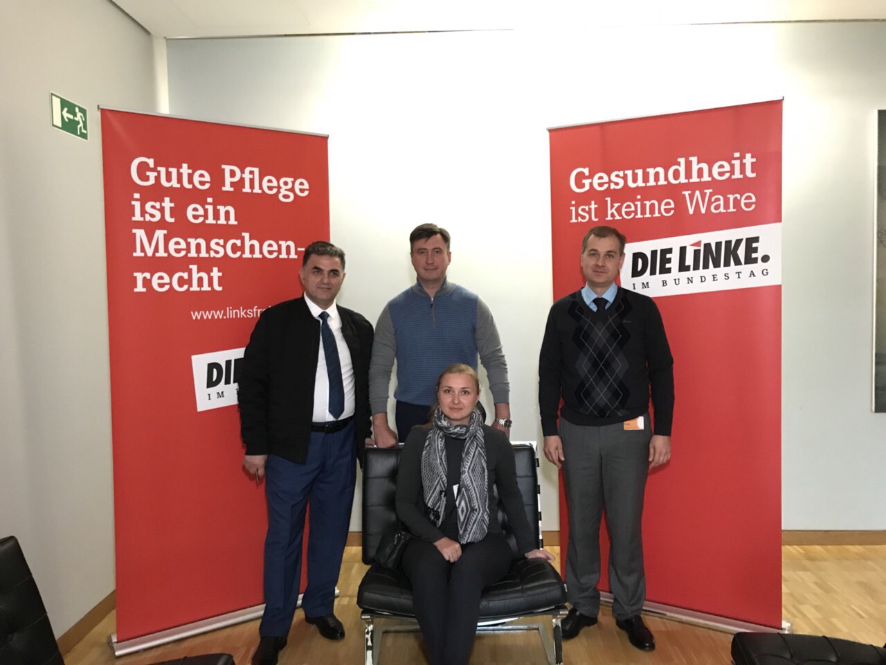 Руководители партии «Разумная сила» в Берлине в офисе партии Die Linke озвучивают мирные инициативы