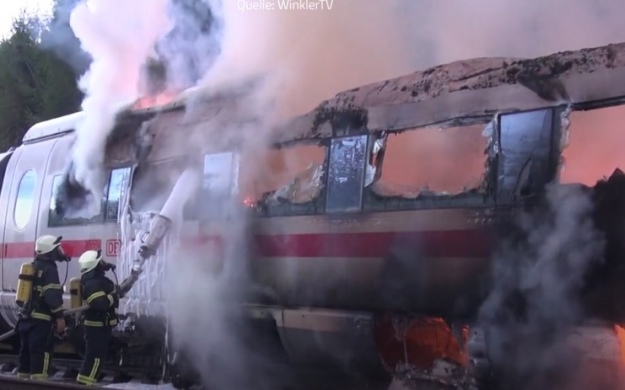 Пожар скоростного поезда в Германии